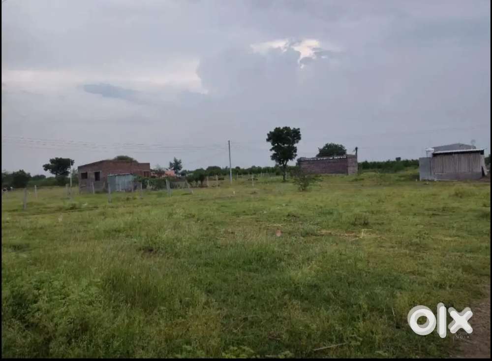 फलटण शहरापासून फक्त 2 किमी अंतरावर संपर्क थेट मालक