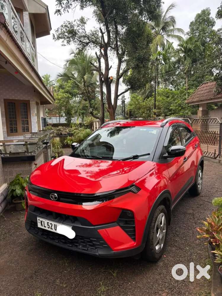 Tata Nexon 2023 Petrol 19800 Km Driven