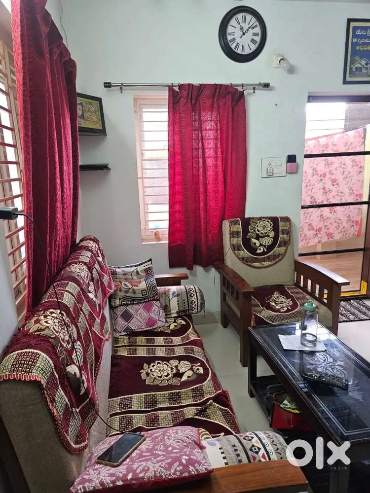 Falt for sale in group house near SRMT MALL
