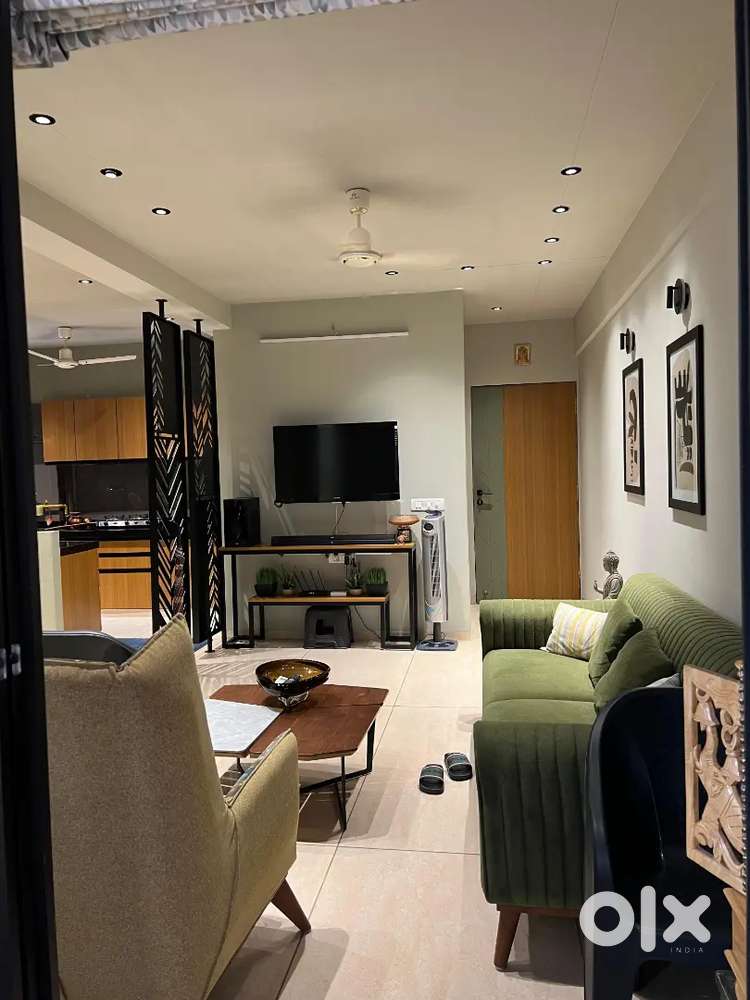 4 BHK SPECIOUS ROW HOUSE ON SALE