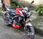 Excellent condition NS200 BS4 model.