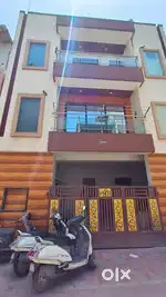 4 bhk fully furnished row hose for sale adajan pal posh area