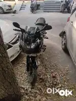Pulsar 220 F