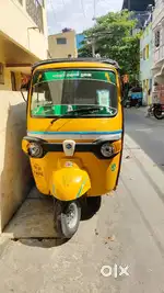 Ape passenger auto