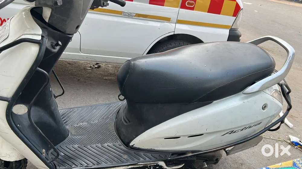 I want to sell activa model last 2012