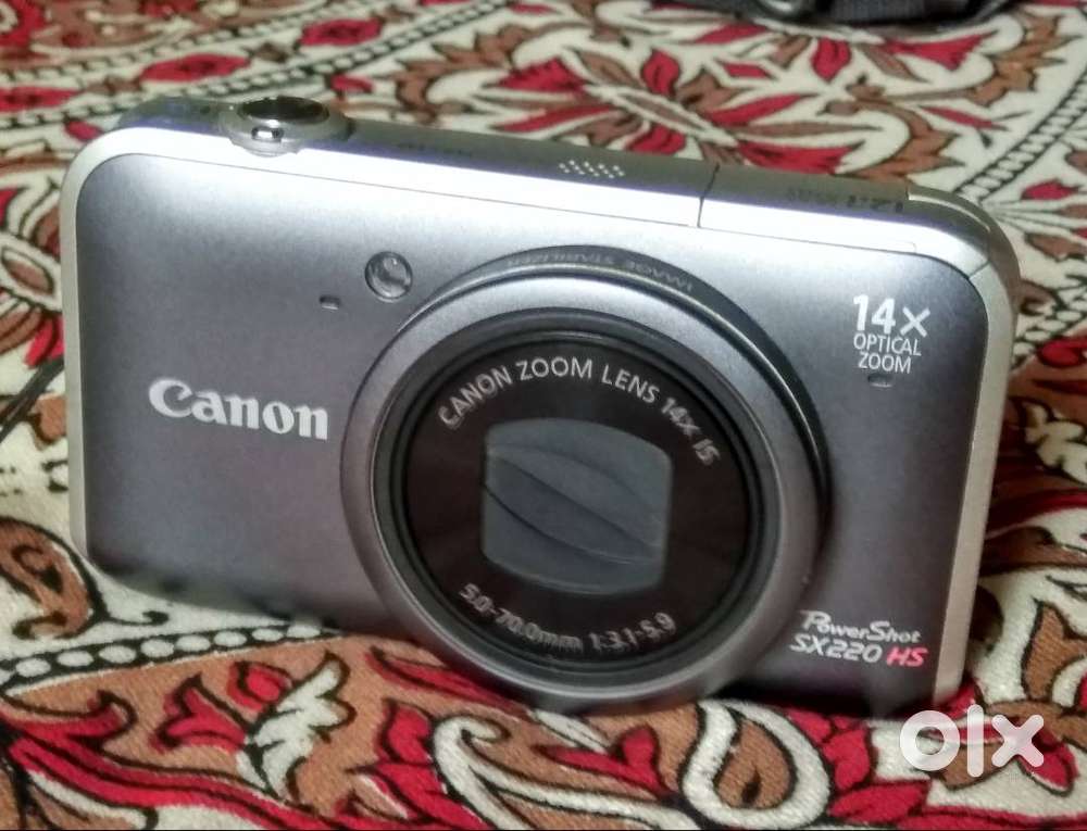 Digital Camera Canon SX220 HS with full Manual mode controls