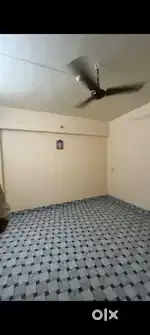 1 female required from 1st sept per head rent 4500 rs