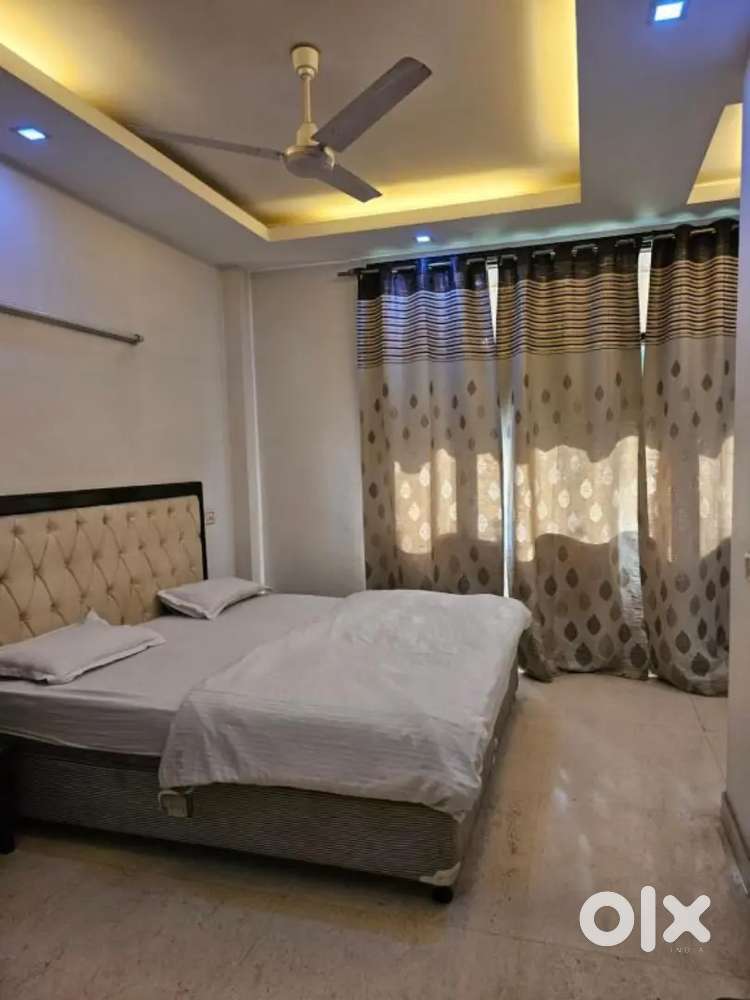 For family 2 bedroom kitchen bath sector 40 Chandigarh