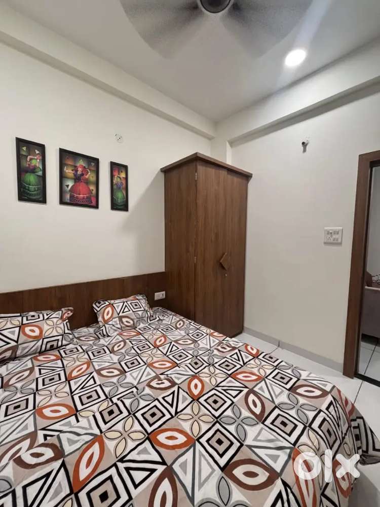 Fully Furnished 1Bhk Zero Brokrege Near Vijay Nagar Square
