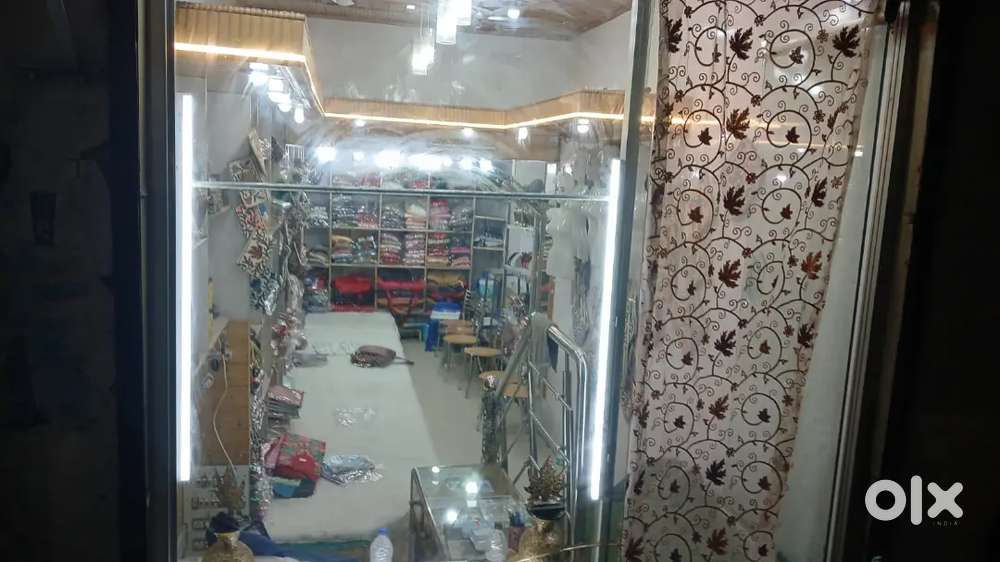 Need helper for Shawls business in Kolkata Ripon Street area