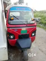 Mahindra e rickshaw