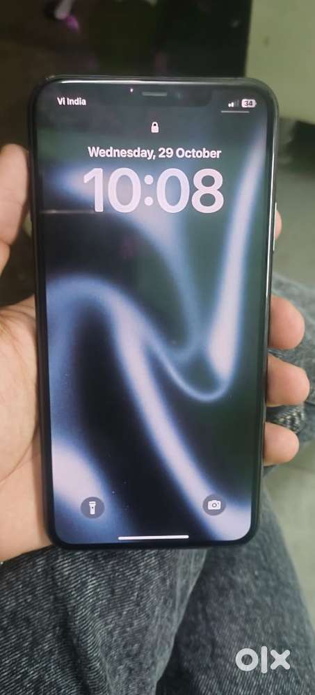 iPhone 11 pro max 512 gb storage