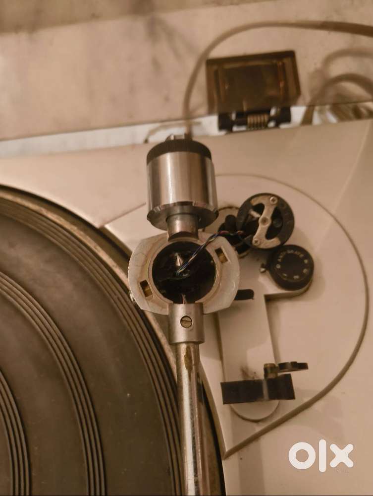 Turntable Philips Belt drive for sale