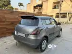 Maruti Suzuki Swift VXI Optional, 2015, CNG & Hybrids