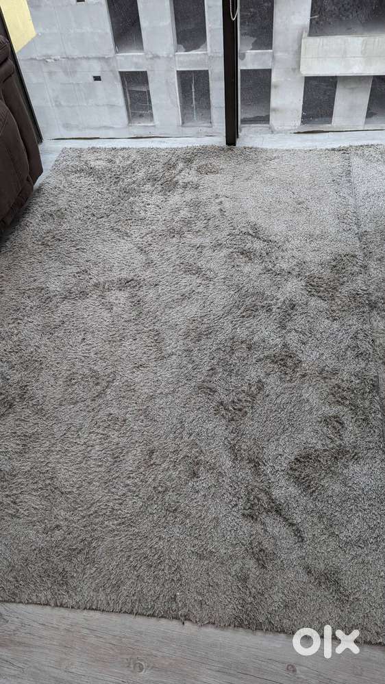 for renting in front of  green park flat and behind  three dot school