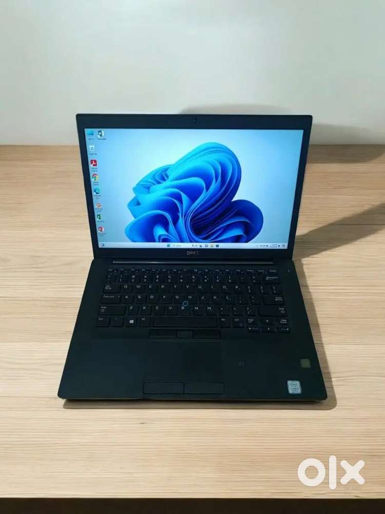 Dell: latitude laptop i5 8gb ram 500gb hdd windows 10pro long battery