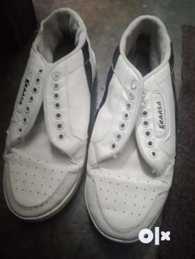 White Krasa sneakers White laces includingBargain upto 200
