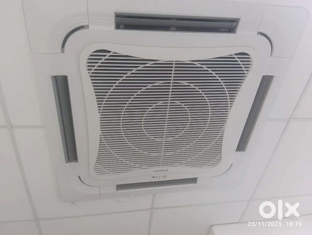 Daikin Cassette Ac 2 Ton Non Inverter