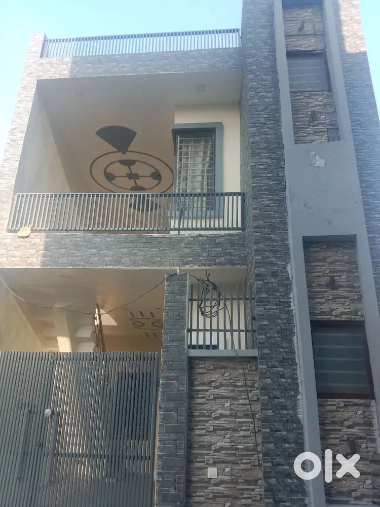 Koti for sale money Park monthly income 35000