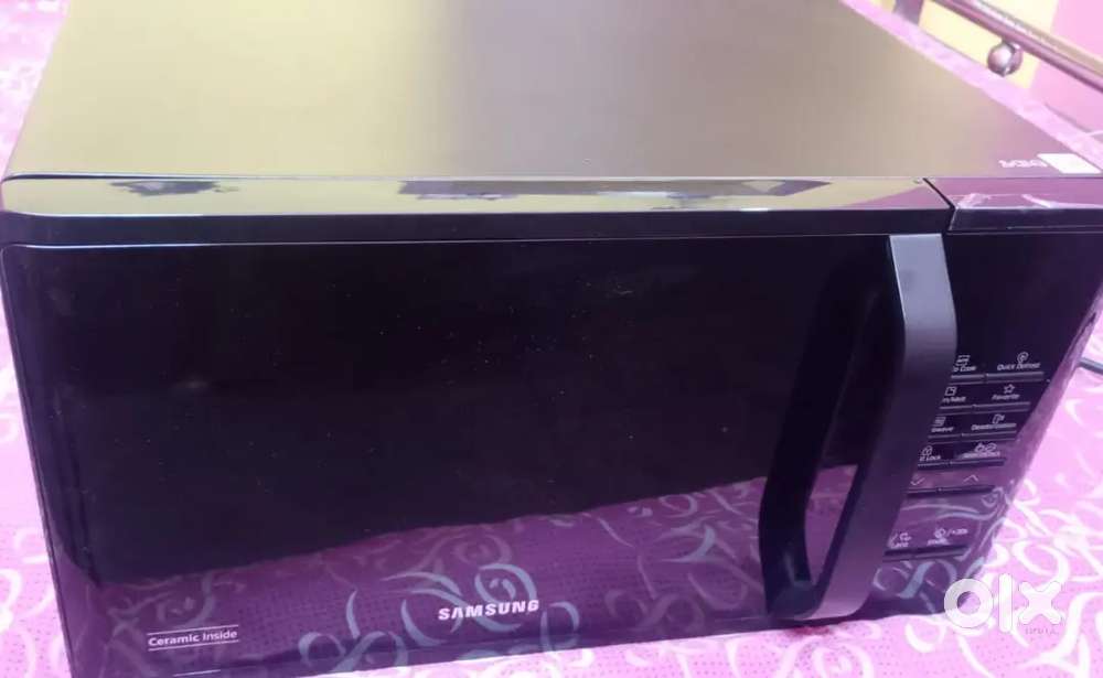 23 L Solo Microwave Oven