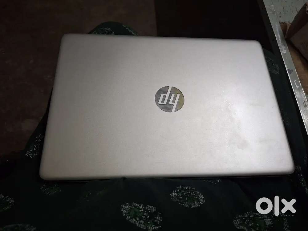 HP laptop Ryzen 3 3250U with Radeon Graphics  8 GB Ram  windows 11