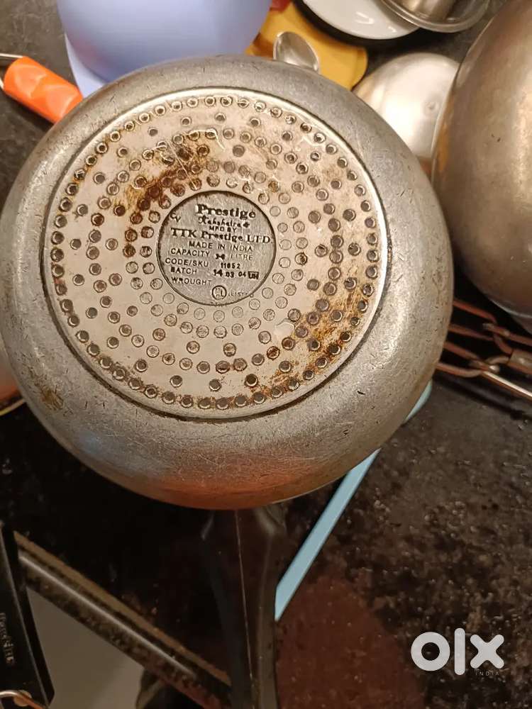 Cooker and kadhai