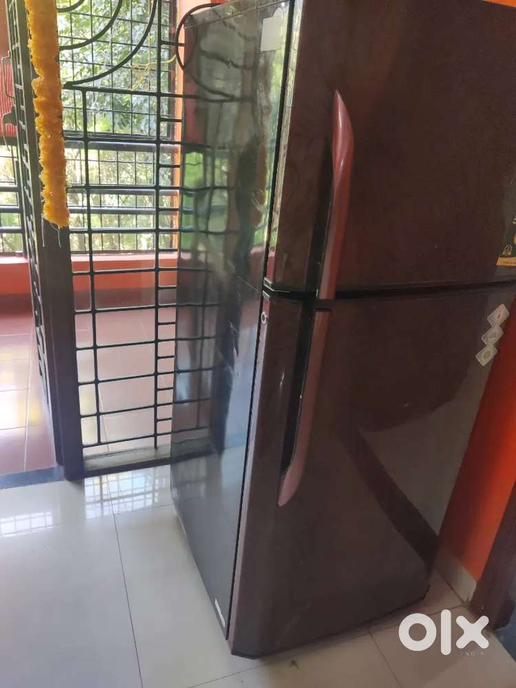Godrej eon fridge double door