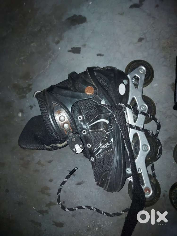 Roller skates new