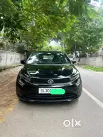 Tata Altroz 1.2 XTA Dark Edition, 2022, Petrol