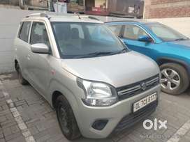 Maruti Suzuki Wagon R VXI Opt, 2022, Petrol