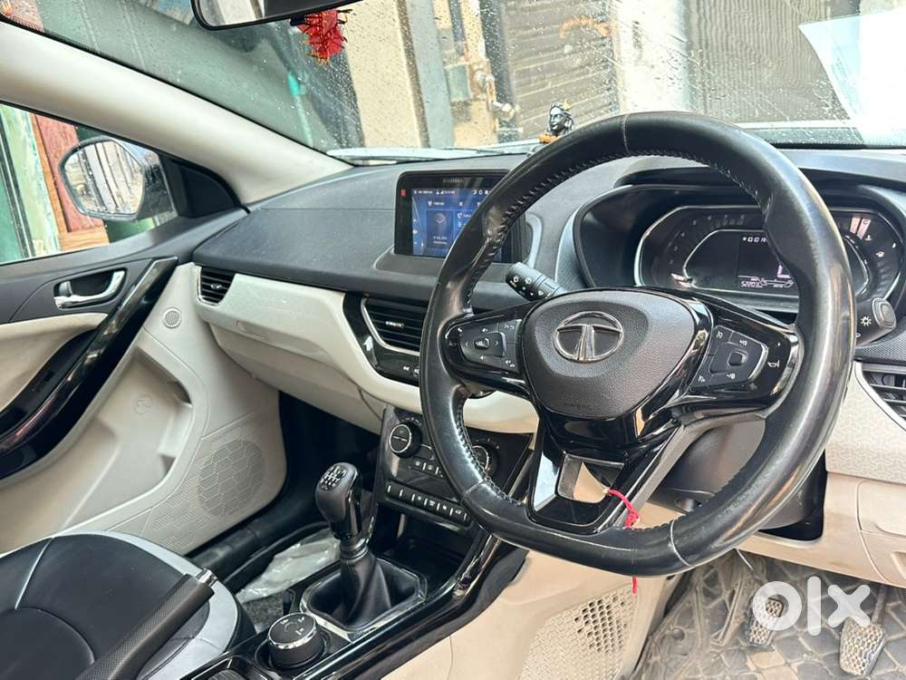 Tata Nexon Petrol 52000 Km Driven