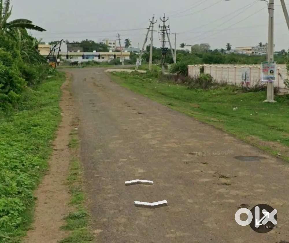 200 yards kontamuru LRS paid east kalyan nagar