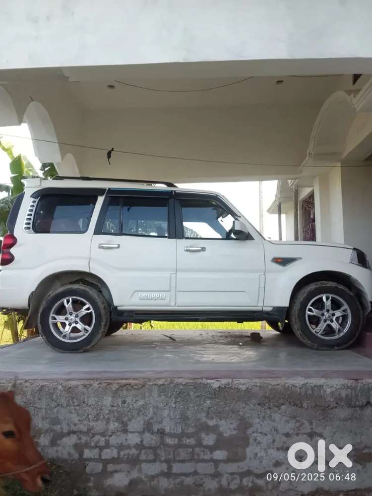 Mahindra Scorpio 2016