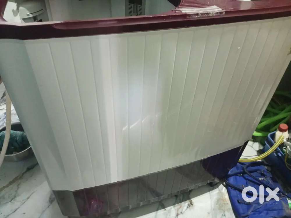 Semi automatic washing machine 14 kg (11,000) only