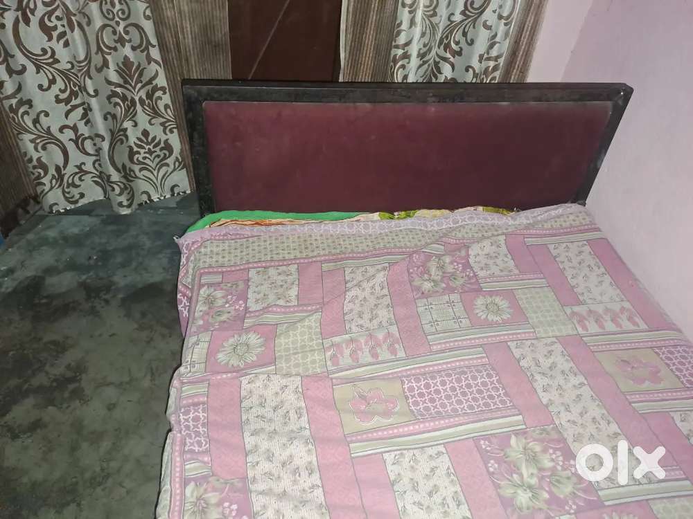 Godrej Bed with ply