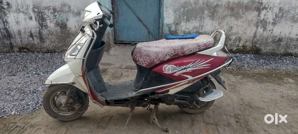 Scooty sel karna hai