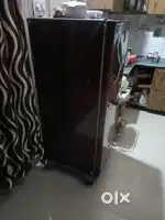 LG FRIDGE 165 litre