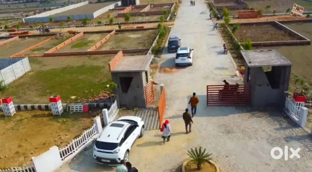 एचसीएल आईटी सिटी के नजदीक में प्लॉट खरीदे अंशल के पास बैंक लोन के साथ