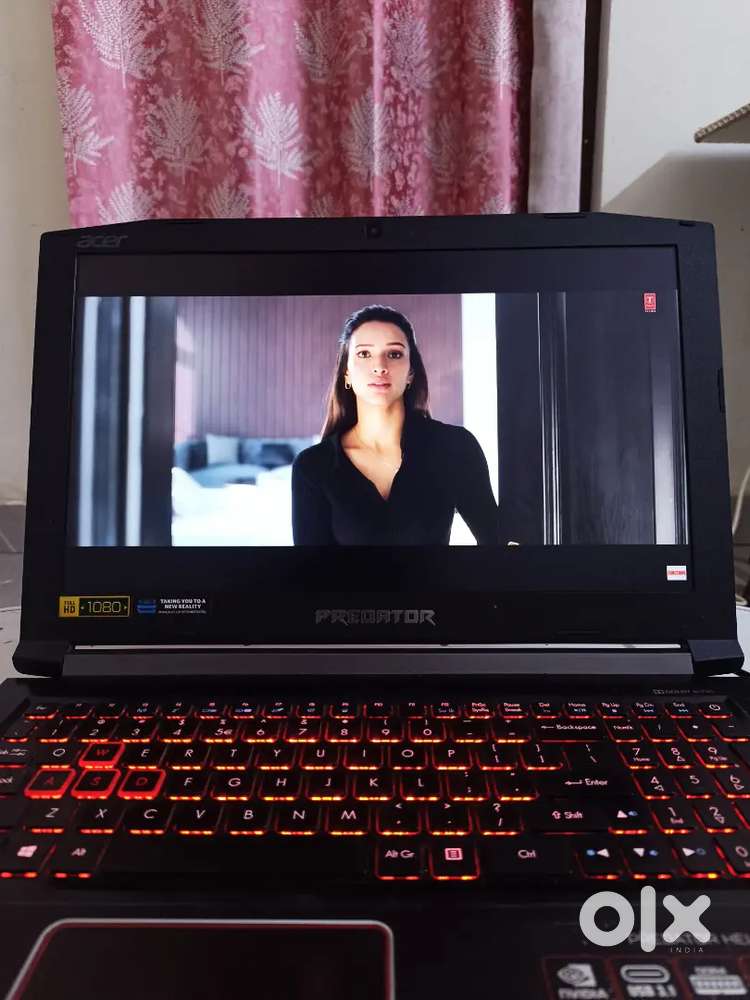 Acer Predator Helios 300– i5 8th gen/GTX 1050Ti/8GB/1TB +128GB SSD