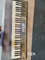 KORG X5D MUSIC SYNTHESIZER