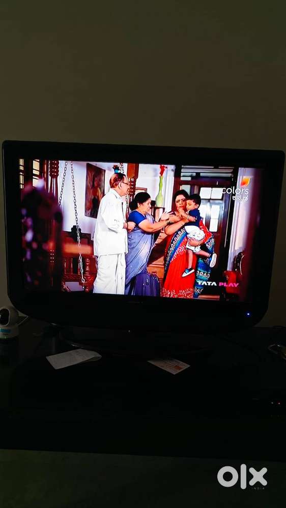 Videocon-hero 32 LCD TV and Samsung 20 LCD monitor