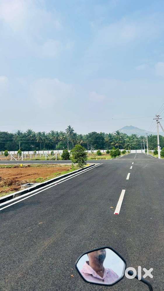 1.5 CENT TO 3 CENT  ECHANARI TEMPLE NEAR  MADUKKARAI ON ROAD LOAN