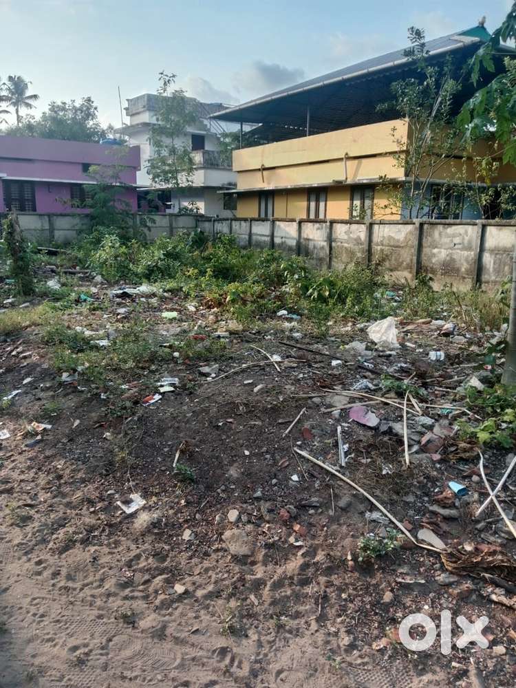 5.5 Cent Plot For Sale Near Kettidam Moodu,Kurishumoodu,Eravipuram
