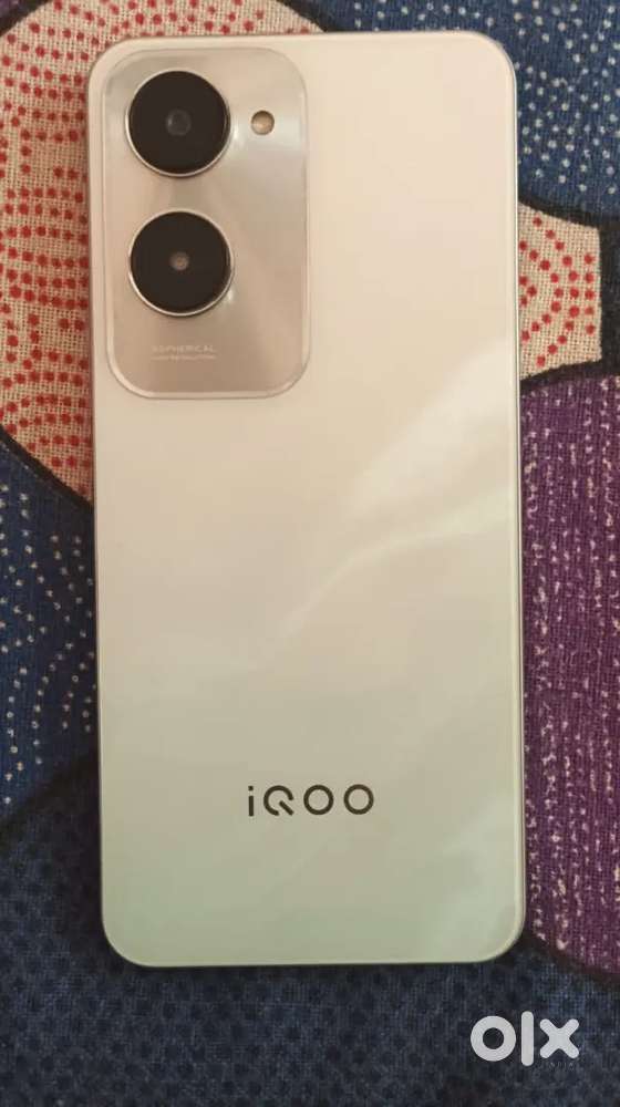 IQOQ z 9 lite 5G