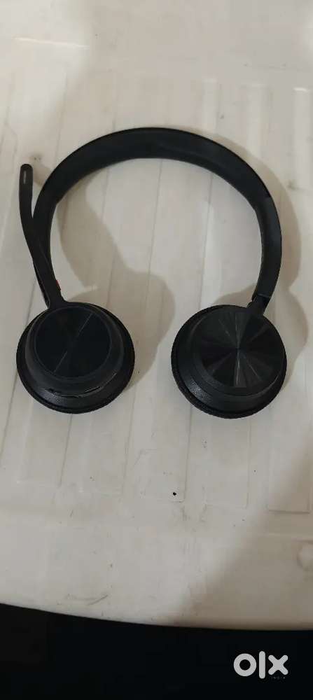 Plantronics Voyager 4320 UC Wireless