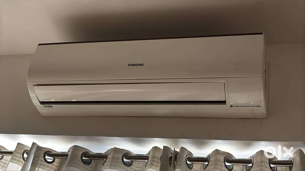 Samsung Air Conditioner 1.5T - 3 Years Old