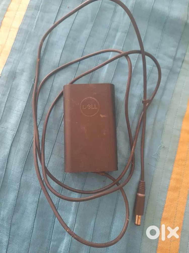 Dell 65 Watt Ac adapter
