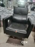 Hair cutting three chair 9,000