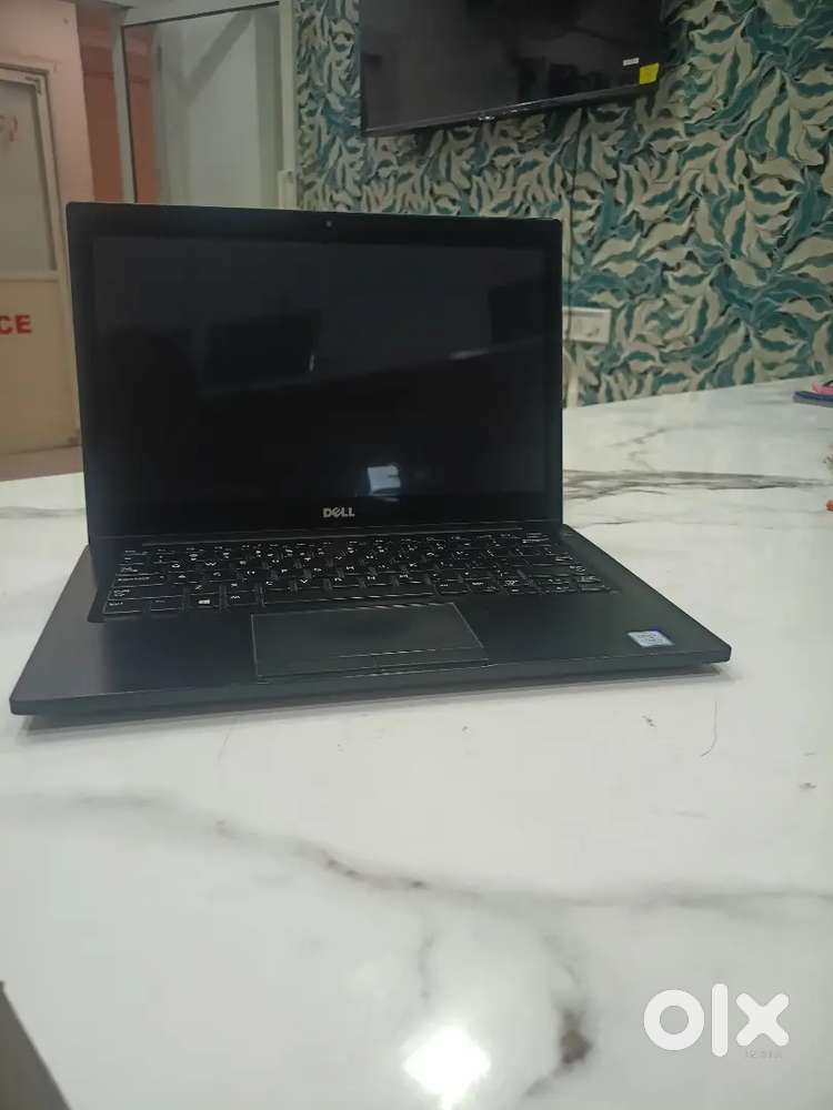 i7 touchscreen Dell Laptop बहुत ही कम price pr  मात्र 19499/- मे
