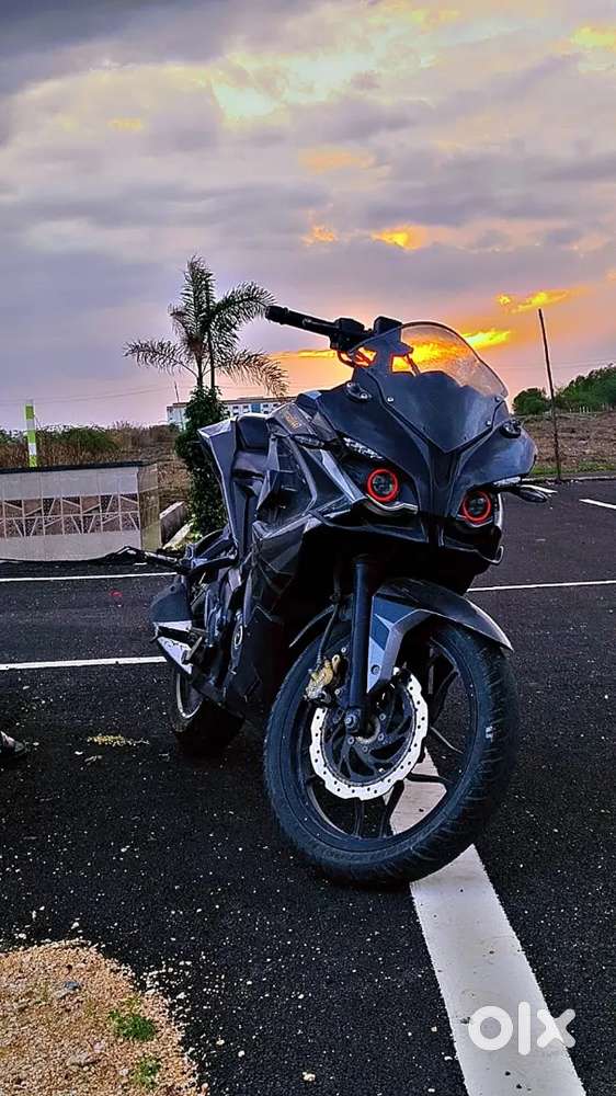 pulsar rs 200